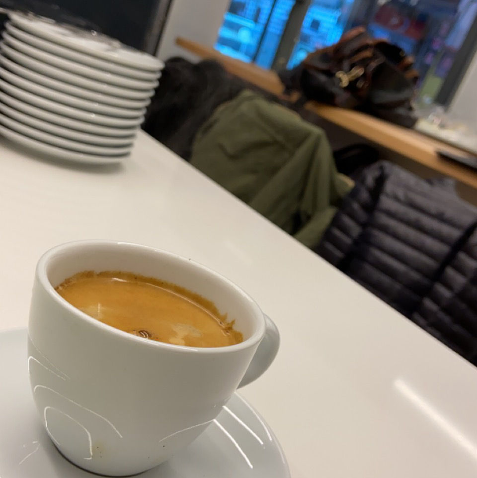 Piccolo Coffee Shop Kahve